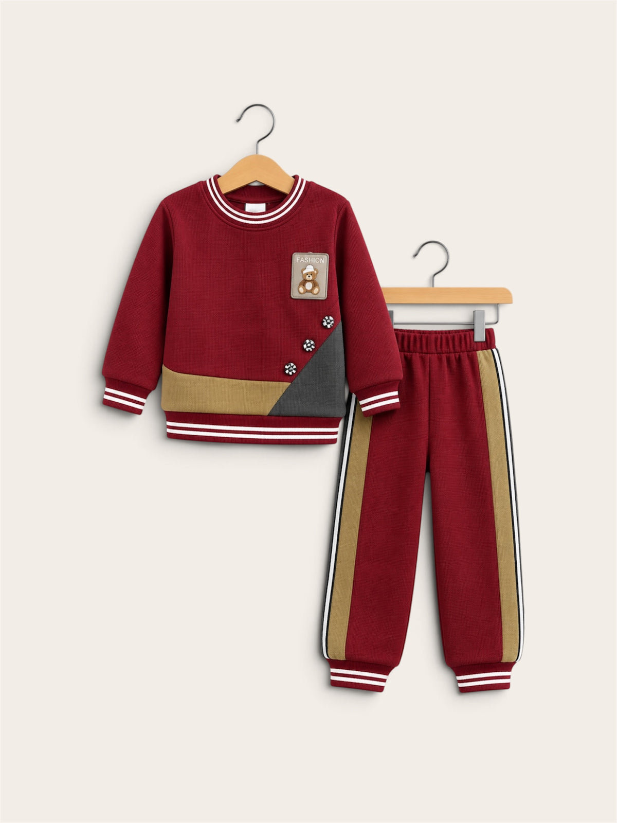 Boys 2-Piece Teddy Bear Patch Tracksuit Set – Color Block Full Sleeve Sweatshirt & Matching Side Stripe Jogger 👖