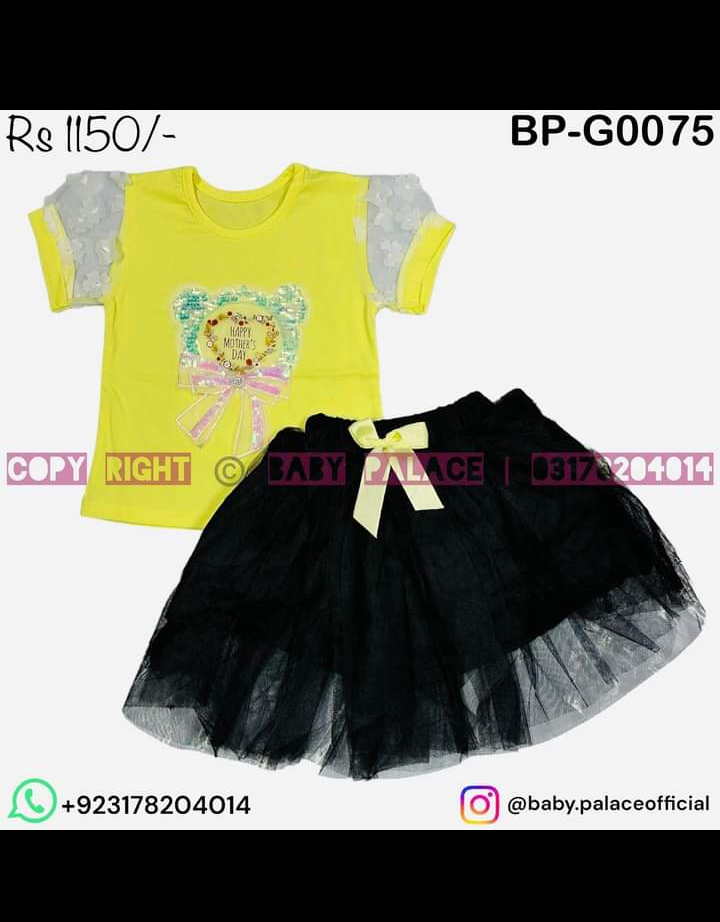 Skirt outfit